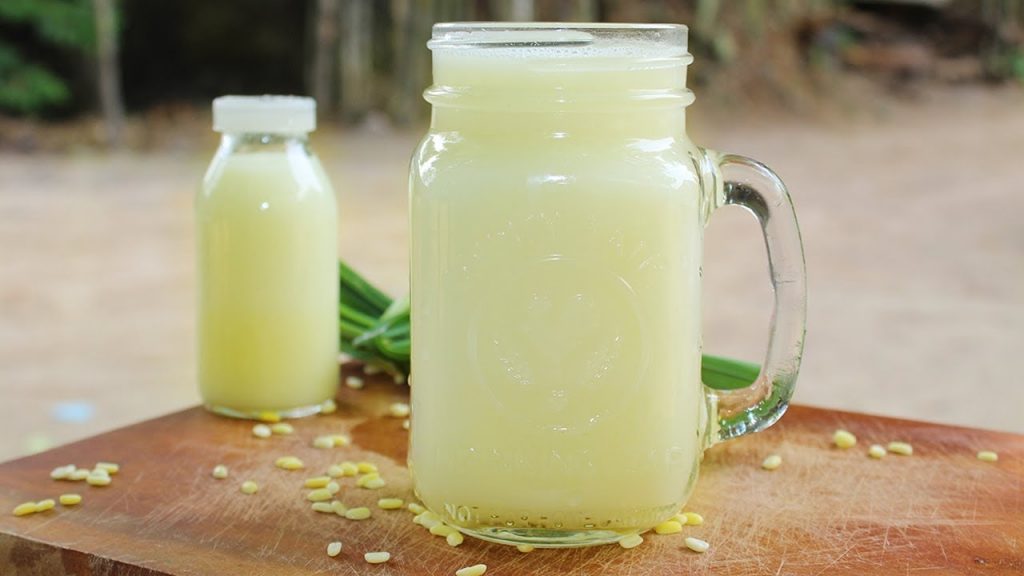 cach lam sua dau xanh 1 1024x576 - 2 Cách làm sữa đậu xanh bồi bổ sức khỏe tại nhà